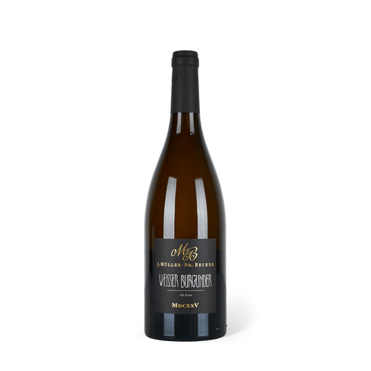 Weinflasche stehend, schwarze Banderole, schwarzes Etikett mit Aufschrift: "Weißer Burgunder"