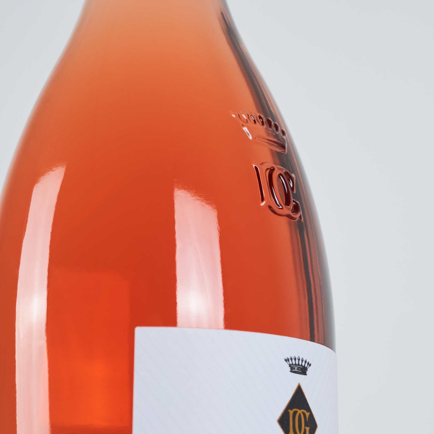 Kronenprägung im Glas