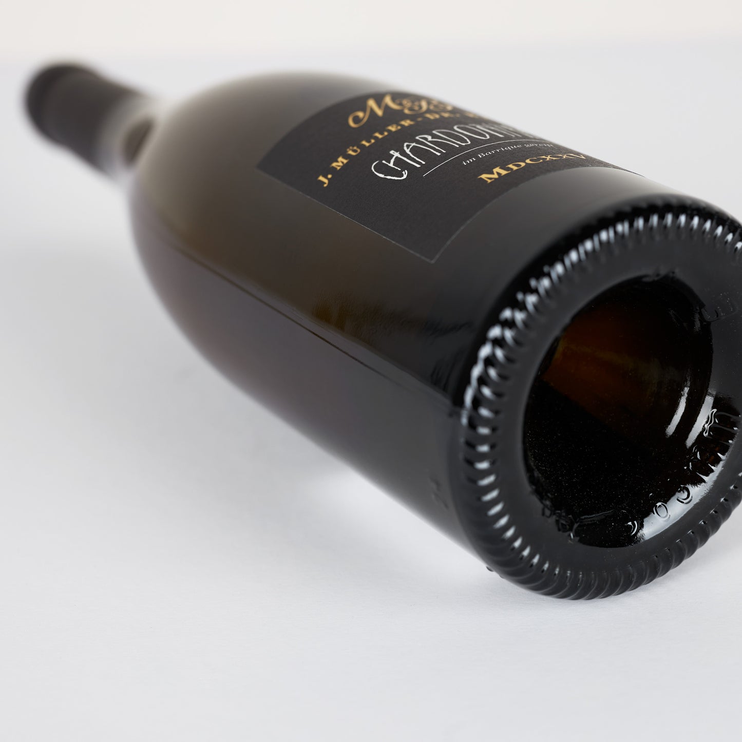 Der Weißwein Chardonnay MDCXXV 2020 - J. Müller-Dr. Becker